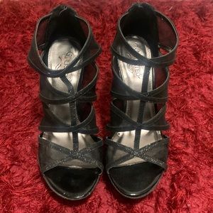 Gorgeous black sparkle heels